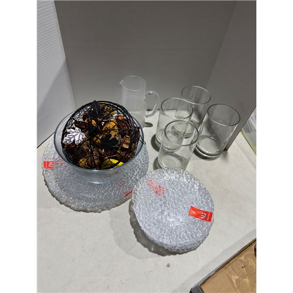 Plates serving bowl Pitcher and glass decor