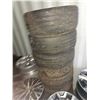 Image 17 : Wheels and Tire Locker