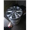 Image 3 : Wheels and Tire Locker
