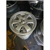 Image 8 : Wheels and Tire Locker