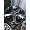 Image 9 : Wheels and Tire Locker