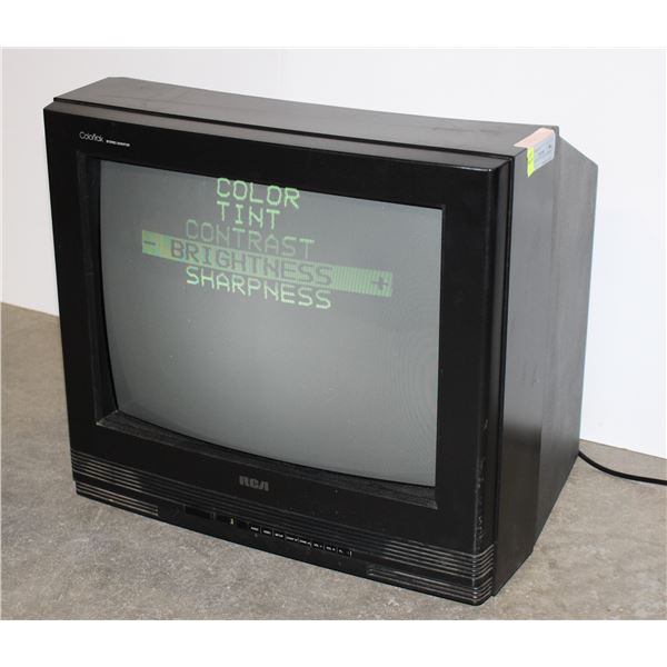 VINTAGE RCA COLOUR TV MODEL F20575EM