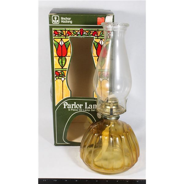 ANTIQUE 5 PIECE OIL LAMP SET