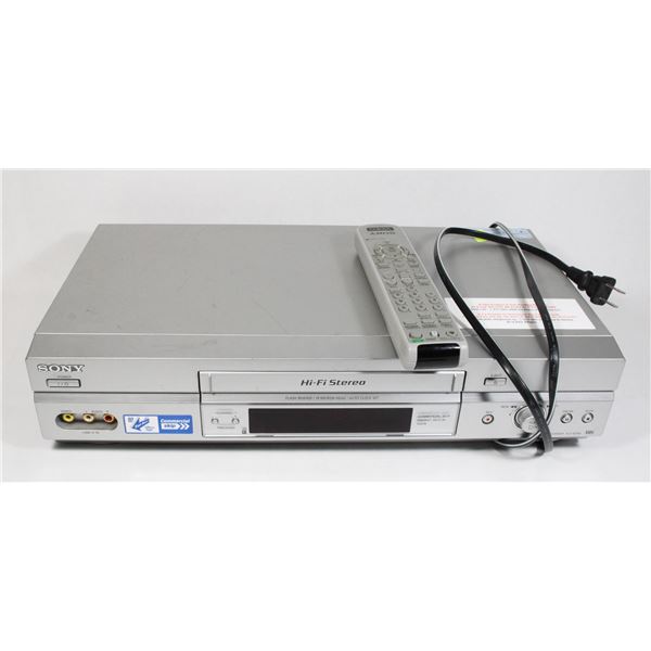 SONY VHS PLAYER WITH REMOTE