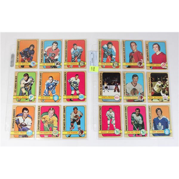 TWO PAGES VINTAGE HOCKEY CARDS #3