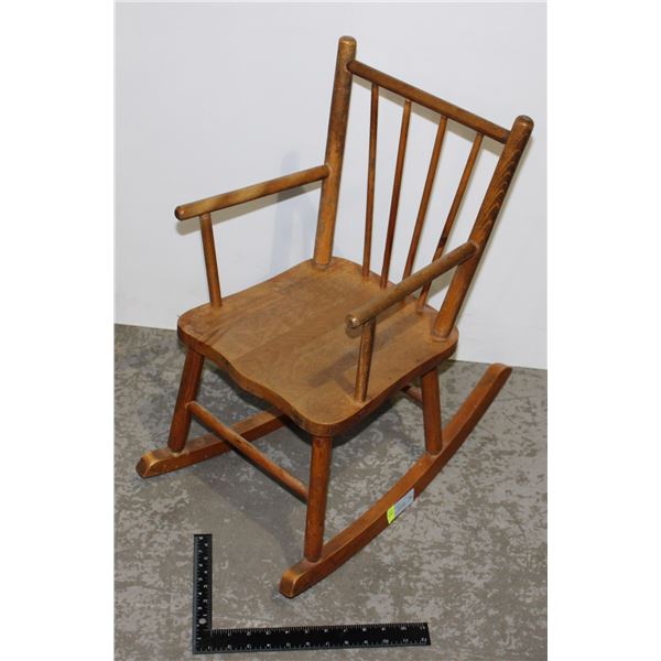 CHILDS ROCKING CHAIR