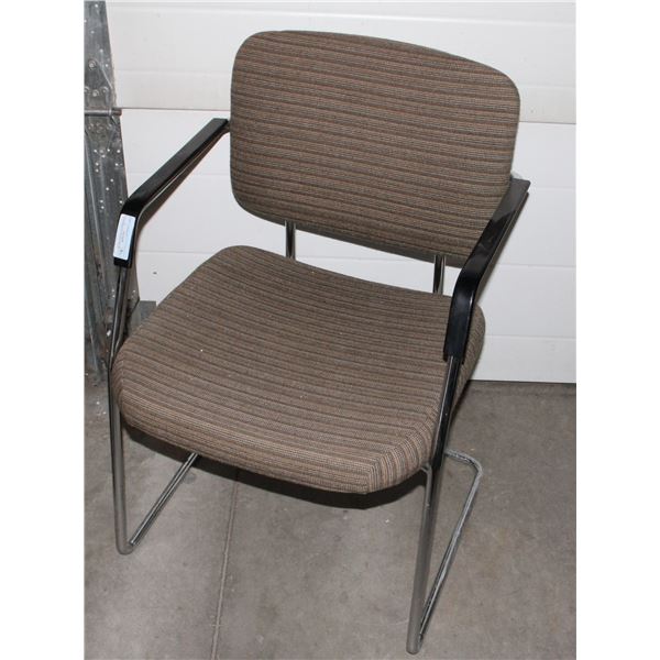 COMMERCIAL GRADE CHAIR