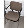 Image 1 : COMMERCIAL GRADE CHAIR