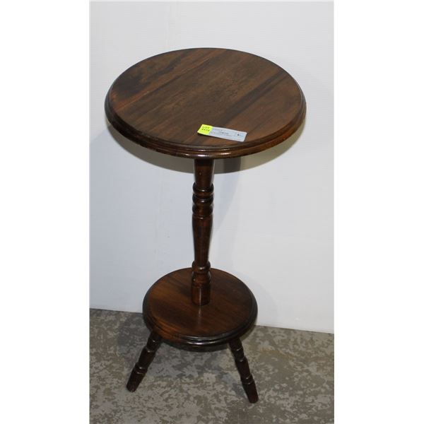 WOOD ACCENT TABLE