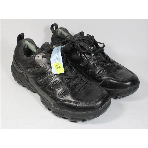 SIZE 10 OBOZ HIKING SHOES