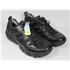 Image 1 : SIZE 10 OBOZ HIKING SHOES