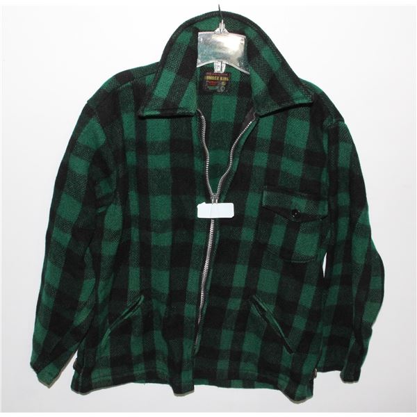 VINTAGE LUMBER KING PLAID JACKET APPEARS TO BE