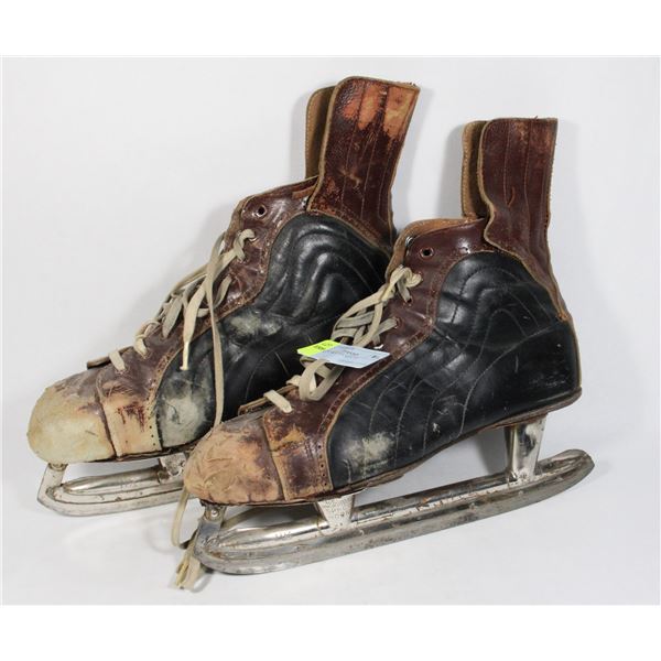 VINTAGE/ ANTIQUE HOCKEY SKATES SIZE 10