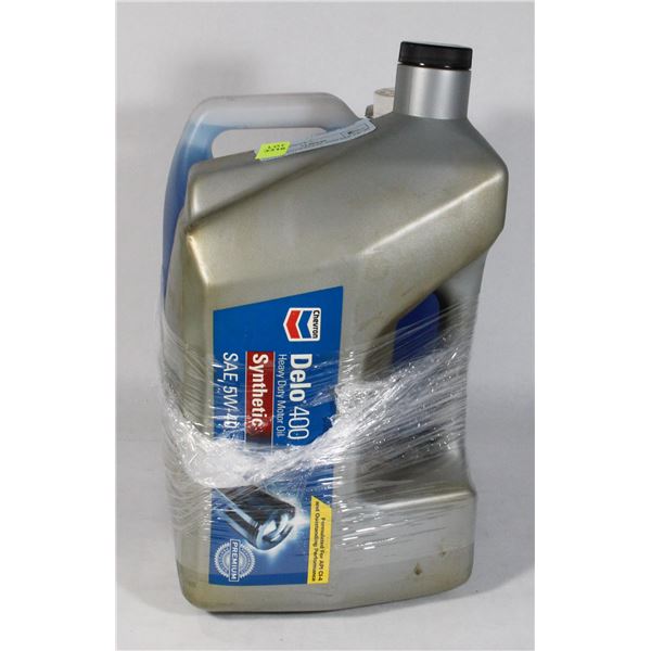LOT OF WINTER WASHER FLUID AND SAE 5W-40 MOTOR OIL (OPEN)