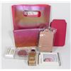 Image 1 : MAKEUP + MAKEUP BAGS + MORE