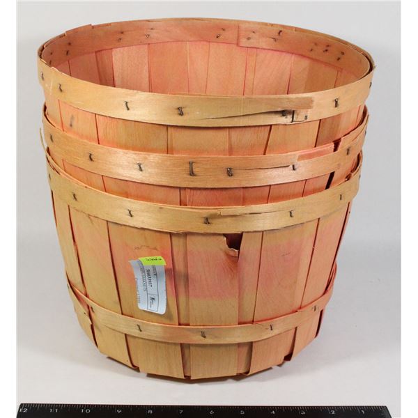 3 WOOD STRIPS BASKETS