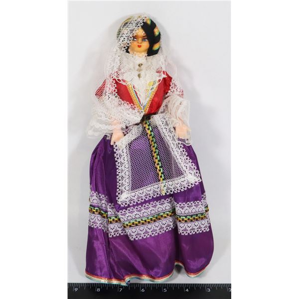 ANTIQUE SPANISH LADY COLLECTOR DOLL
