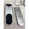 Image 3 : BOSE WAVE MUSIC SYSTEM WITH REMOTE - WORKS!