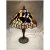 Image 3 : TIFFANY STYLE TABLE LAMP