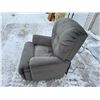 Image 4 : POWER RECLINER! WORKS!