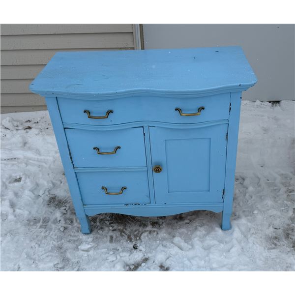 ANTIQUE SERPENTINE FRONT WASHSTAND/DRESSER