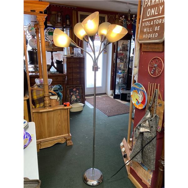 MODERN 5-LIGHT "MEDUSA" FLOOR LAMP WITH A SILVER FINISH AND FROSTED WHITE ACRYLIC SHADES