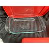Image 4 : PYREX STORAGE AND COOKING DISHES, LOT OF 4