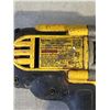Image 3 : DEWALT CORDLESS DRILL WORKING NO BATTERY
