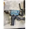 Image 3 : MAKITA HEAVY DUTY DRILL, DEWALT RADIO BROKEN HANDLE BISSEL 3 IN 1 VAC