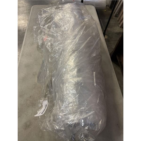 ROLL OF 100 PLASTIC BAGS 22X30X72