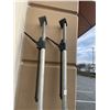 Image 2 : 2 SAF- T LOCK LOAD BARS