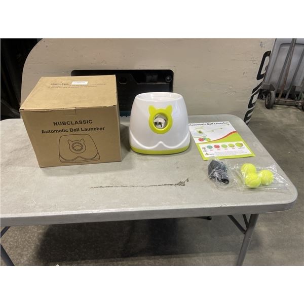 NEW AUTOMATIC BALL LAUNCHER WITH BALLS