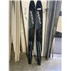 Image 1 : PAIR OF TAPEREX WATER SKIS
