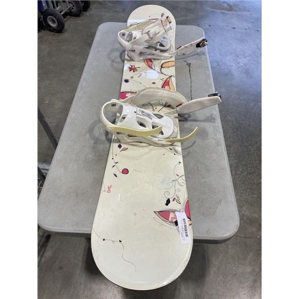 GIRLS 150 SNOWBOARD W/ BINDING