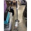 Image 1 : MOTOR HEAD ALUMINUM 4500LB FLOOR JACK WITH HANDLE