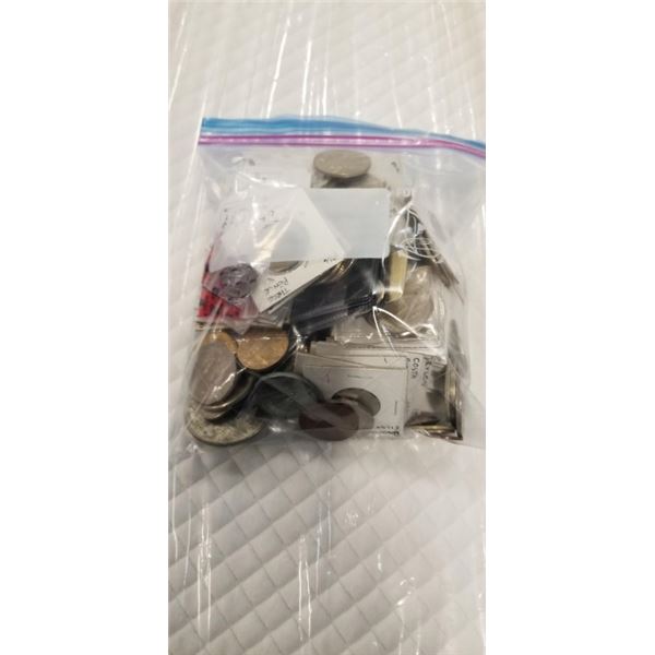 LARGE ASSORTMENT OF COINS AND TOKENS
