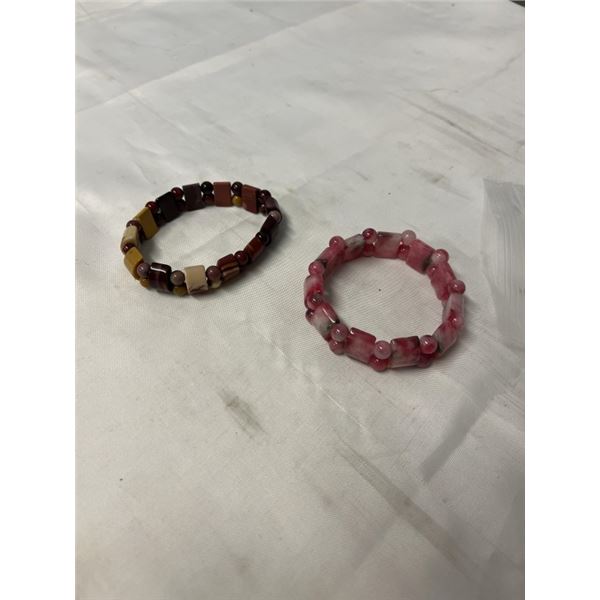 2 GEM STONES STRETCH BRACELETS