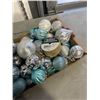Image 5 : 2 BOXES OF CHRISTMAS DECOR AND LIGHTS