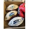 Image 3 : SEAHAWKS AND GREEN BAY COLLECTIBLE FOOTBALLS