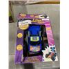 Image 2 : MIGHTY WHEELS DUMP TRUCK SET AND FLIP OVER VEHICLE