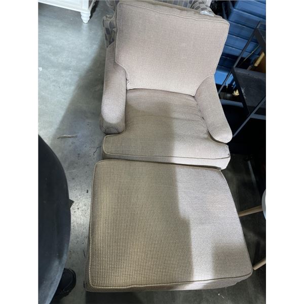 BEIGE FABRIC LIVING ROOM CHAIR WITH MATCHING OTTOMAN