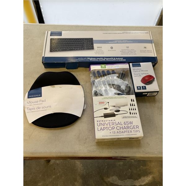 RETRACT UNIVERSAL CHARGER WITH KEYBOARD AND ELECTRONIC ACCESSORIES