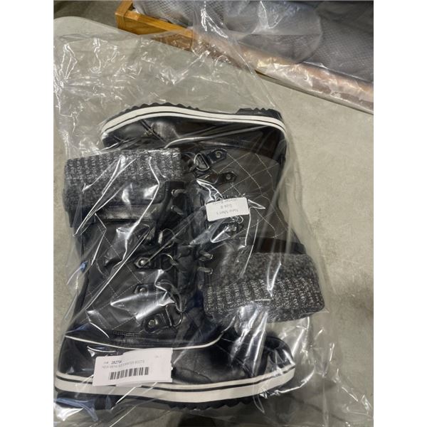 NEW MENS SIZE 8 WINTER BOOTS