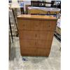 Image 1 : VINTAGE 4 DRAWER DRESSER