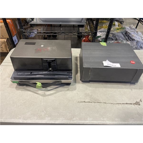 VINTAGE CASED LEITZ GERMAN PROJECTOR