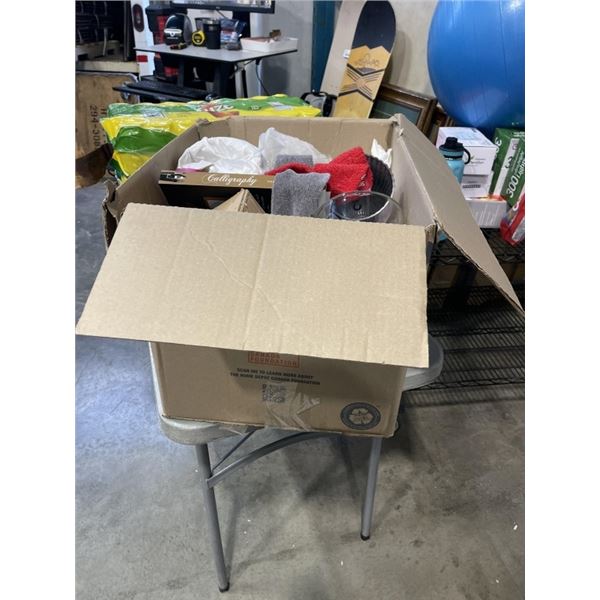 BOX OF ASSORTED HOME DECOR