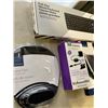 Image 2 : RETRACT UNIVERSAL CHARGER WITH KEYBOARD AND ELECTRONIC ACCESSORIES
