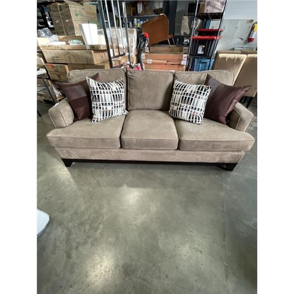 MICROFIBRE SQUARE ARM SOFA, CLEAN