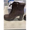 Image 3 : 3 NEW PAIRS OF WOMENS BOOTS SIZE 10.5