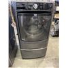 Image 2 : MAXIMA FRONT LOAD WASHER AND DRYER W/ PEDASTAL STANDS